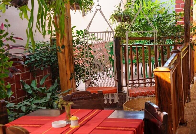 پانسیون Hostal El Paso Camaguey