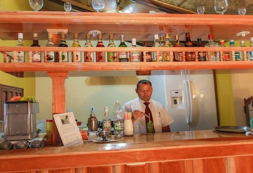 پانسیون Hostal El Paso Camaguey