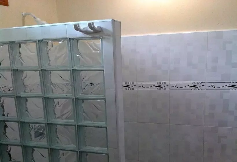 ペンション Hostal El Paso Camaguey