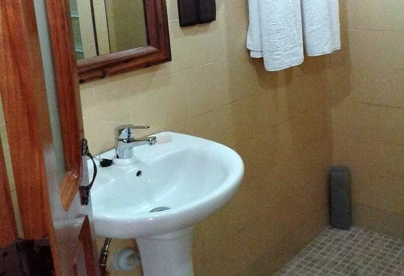 ペンション Hostal El Paso Camaguey