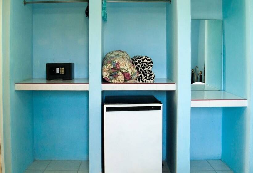 پانسیون Villa Alondra