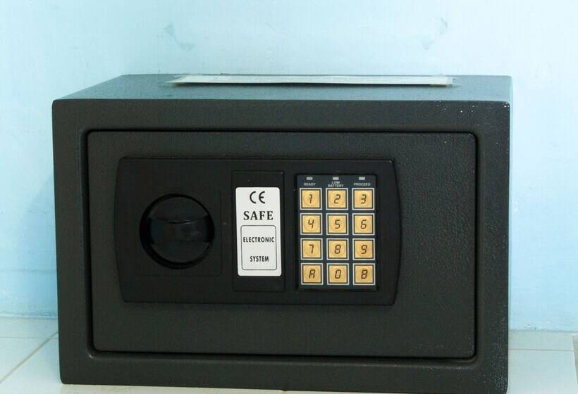 پانسیون Villa Alondra