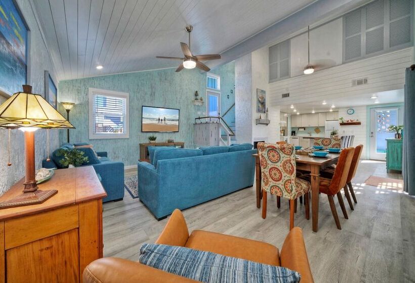 Big Yard W/ Priv Pool, Firepit, Patio Near The Beach Reel Time By Avantstay