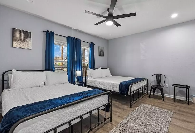 Retreat To A Brand New Downtown Home 4br/3ba!