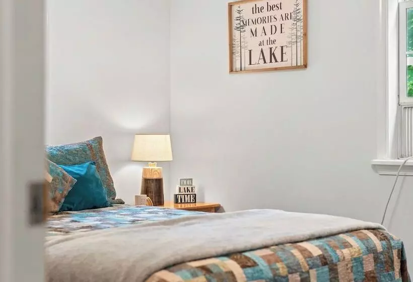 Ridge Retreat By Avantstay Game Room, Covered Porch, & Fire Pit!