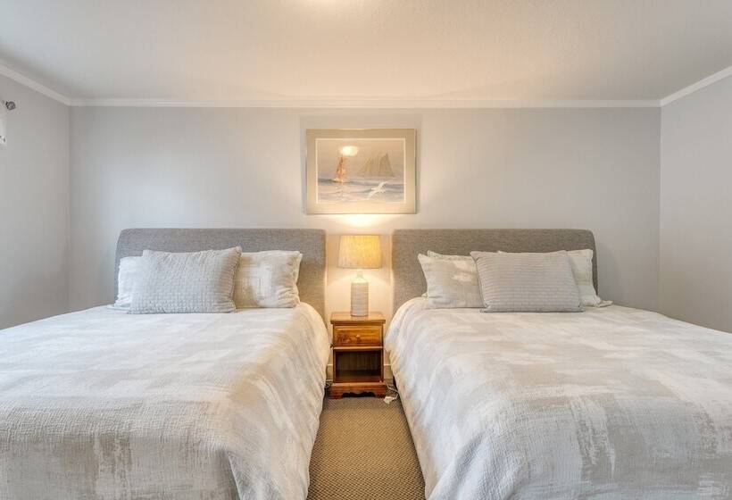 Rock Candy By Avantstay Beachfront, Views, Patio Walk To Rockaway Beach