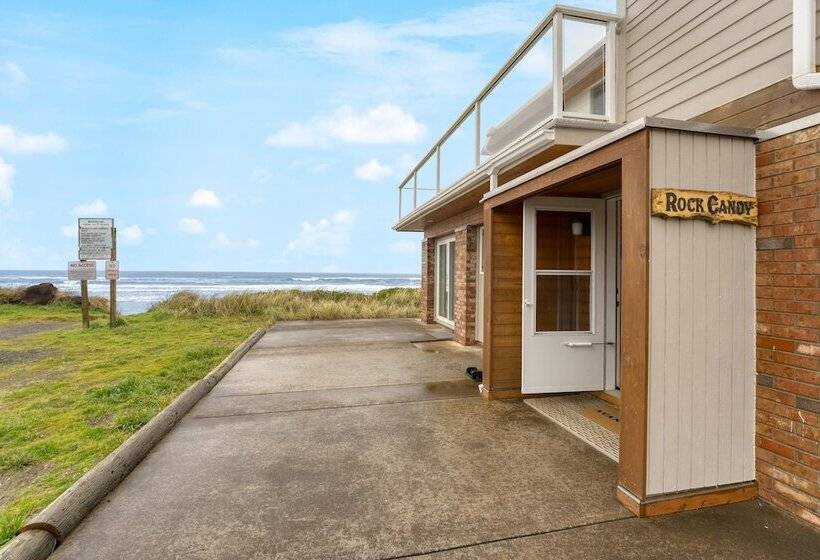 Rock Candy By Avantstay Beachfront, Views, Patio Walk To Rockaway Beach