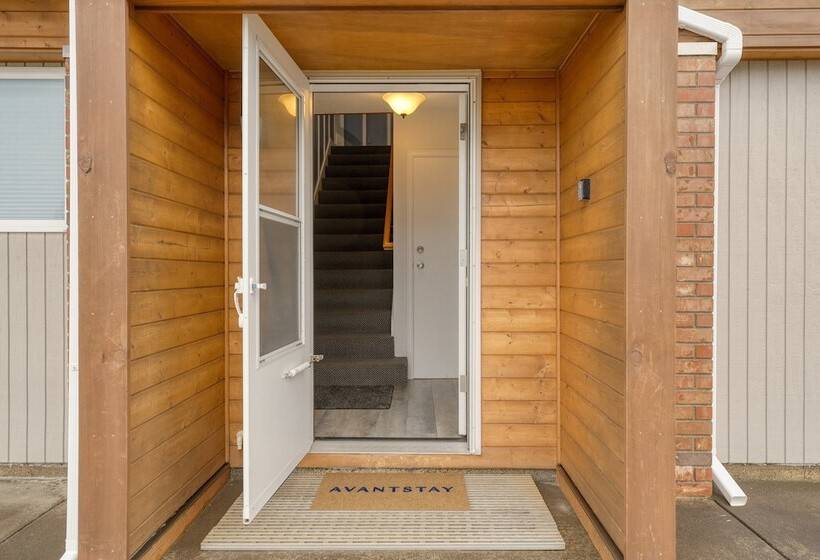 Rock Candy By Avantstay Beachfront, Views, Patio Walk To Rockaway Beach