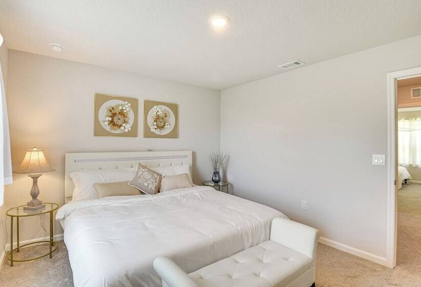 Sunny Palm Coast Home: 10 Mi To Flagler Beach!