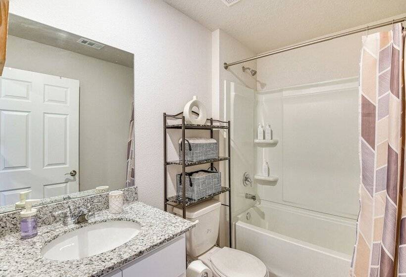 Sunny Palm Coast Home: 10 Mi To Flagler Beach!