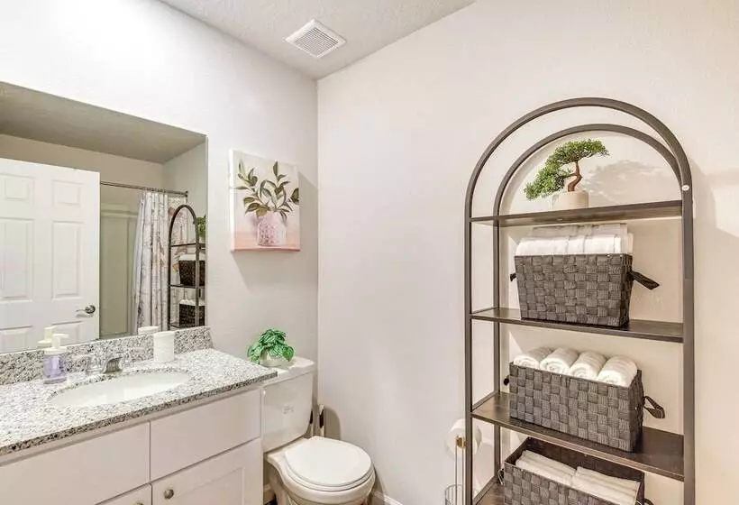 Sunny Palm Coast Home: 10 Mi To Flagler Beach!