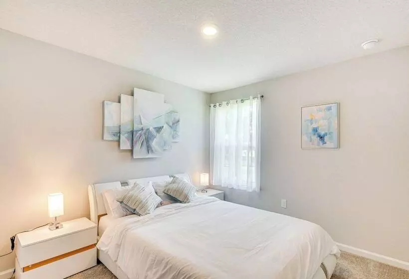 Sunny Palm Coast Home: 10 Mi To Flagler Beach!