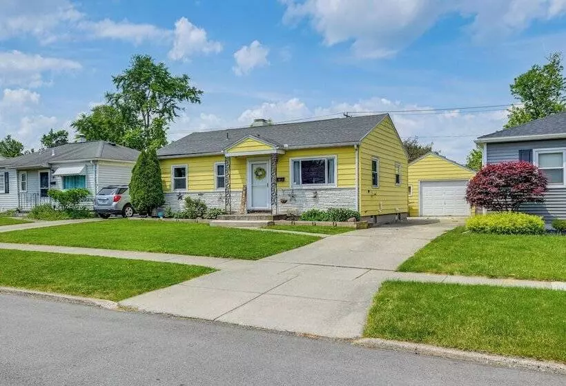 Tonawanda Home W/ Gas Grill Near Niagara Falls!