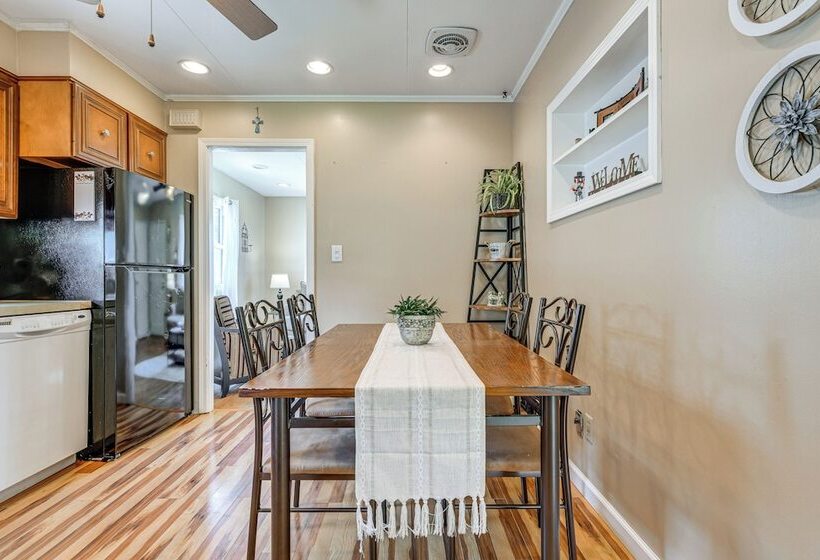 Tonawanda Home W/ Gas Grill Near Niagara Falls!