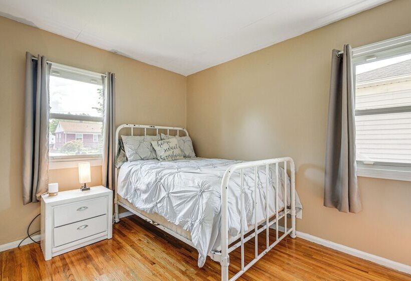 Tonawanda Home W/ Gas Grill Near Niagara Falls!