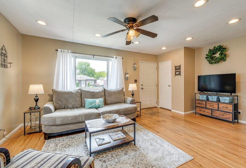 Tonawanda Home W/ Gas Grill Near Niagara Falls!