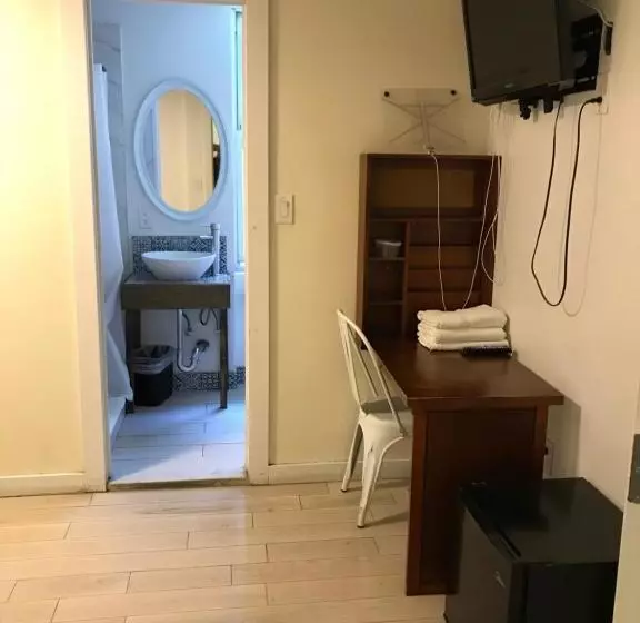 هاستل Kamway Lodge