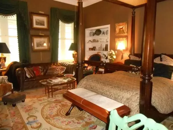 ベッドアンドブレックファースト Belle Oaks Inn
