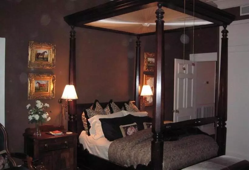 ベッドアンドブレックファースト Belle Oaks Inn