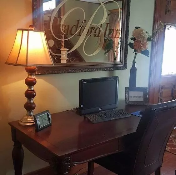 ベッドアンドブレックファースト The Bradford Inn