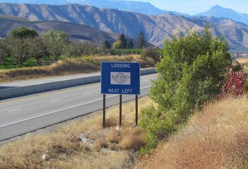 ベッドアンドブレックファースト Warm Springs Inn & Winery