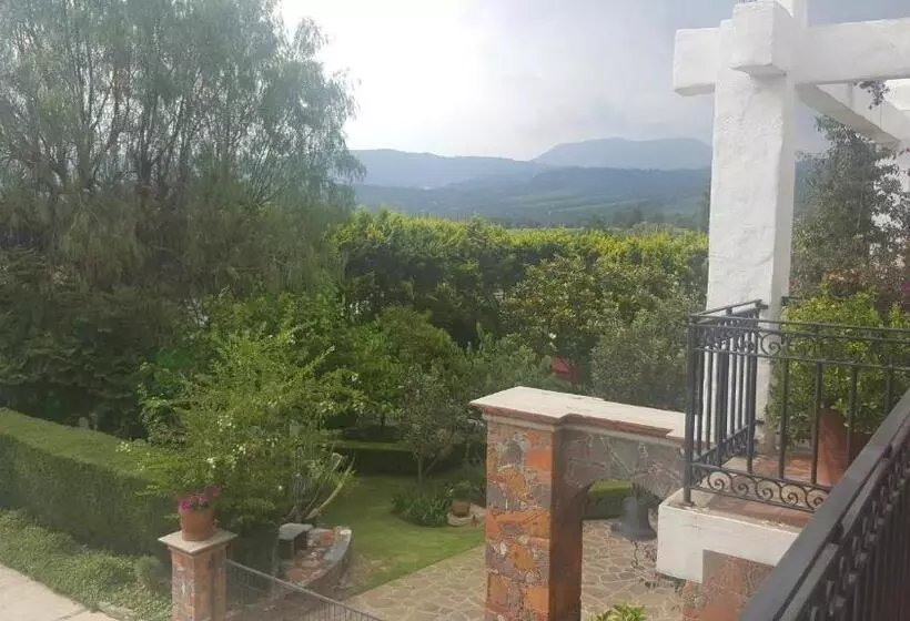 ホテル El Portón