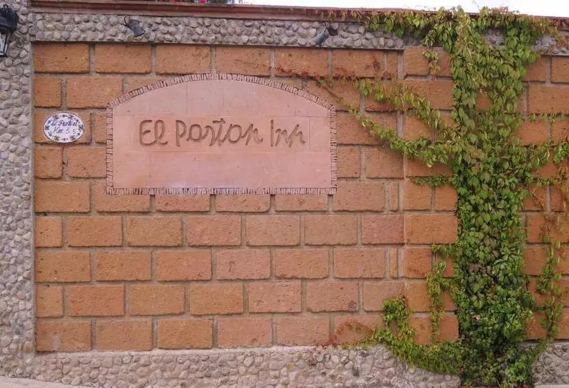 ホテル El Portón