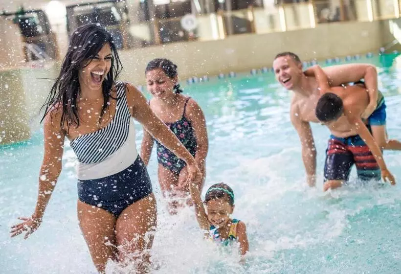 ホテル Great Wolf Lodge New England