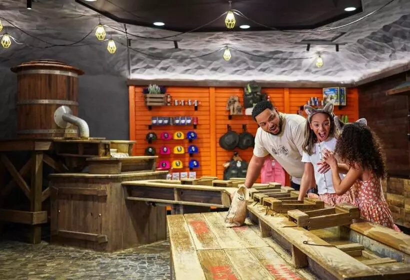 ホテル Great Wolf Lodge New England