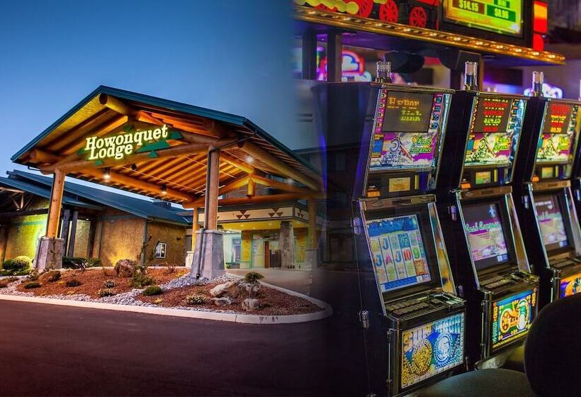 فندق Lucky 7 Casino &