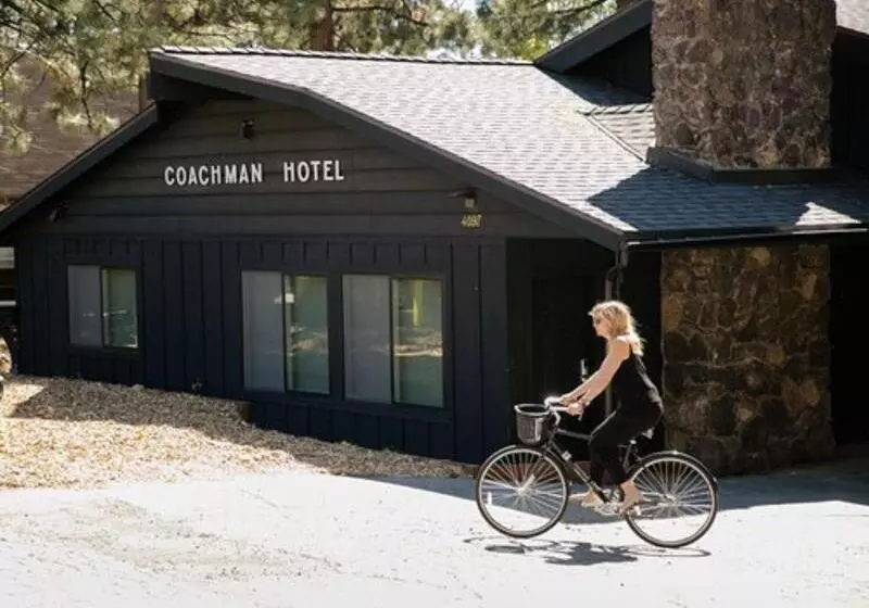 ホテル The Coachman