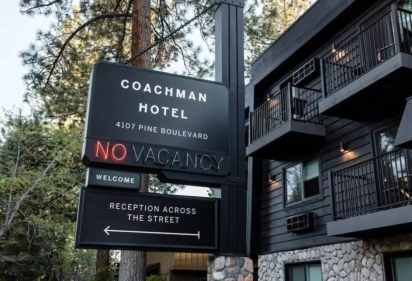 ホテル The Coachman
