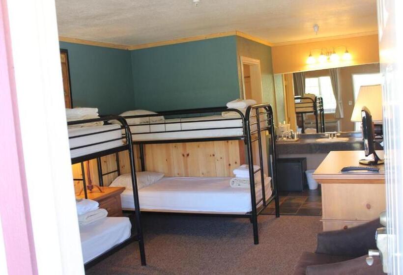 Whitney Portal Hotel And Hostel