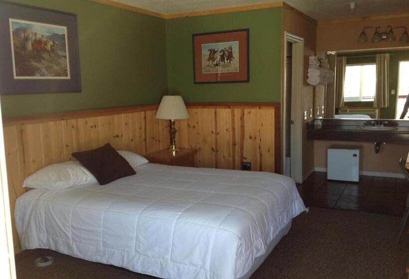 Whitney Portal Hotel And Hostel