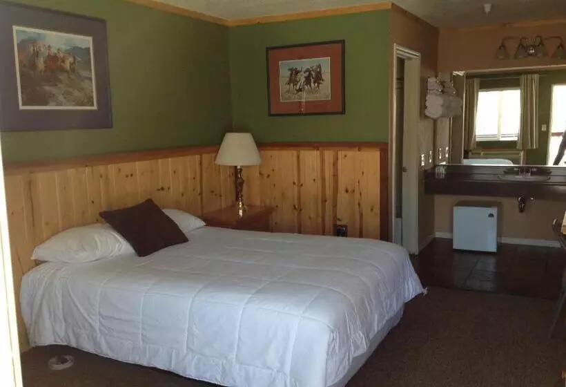 Whitney Portal Hotel And Hostel