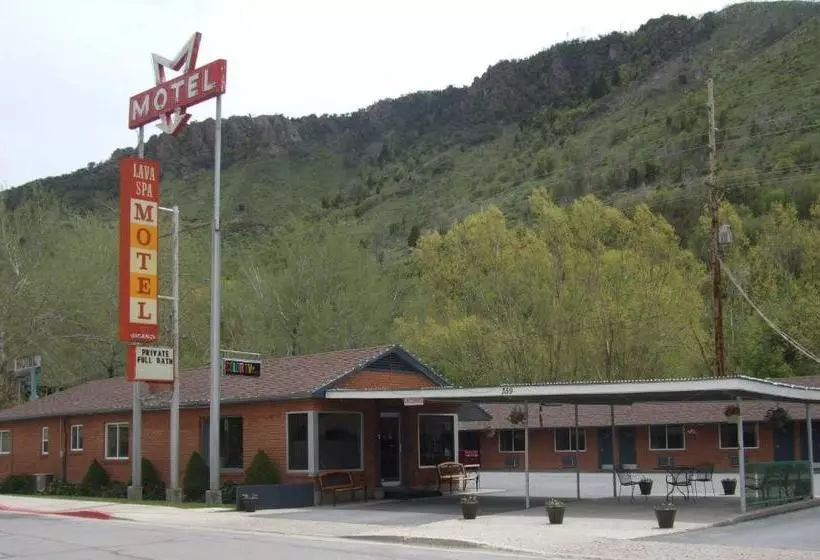 Lava Spa Motel & Rv