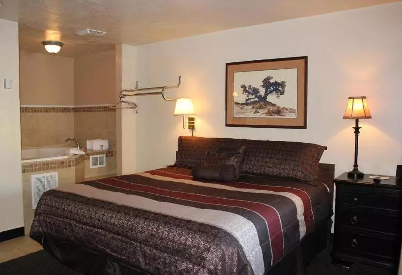 Lava Spa Motel & Rv