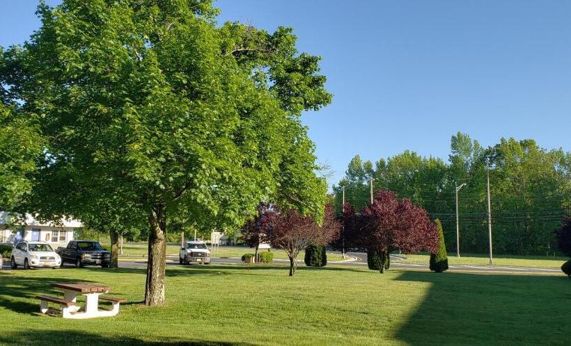 Motel 6 Tinton Falls, Nj