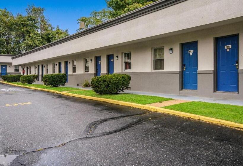 Motel 6 Tinton Falls, Nj