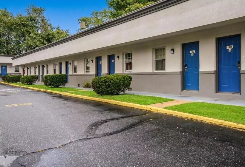 Motel 6 Tinton Falls, Nj