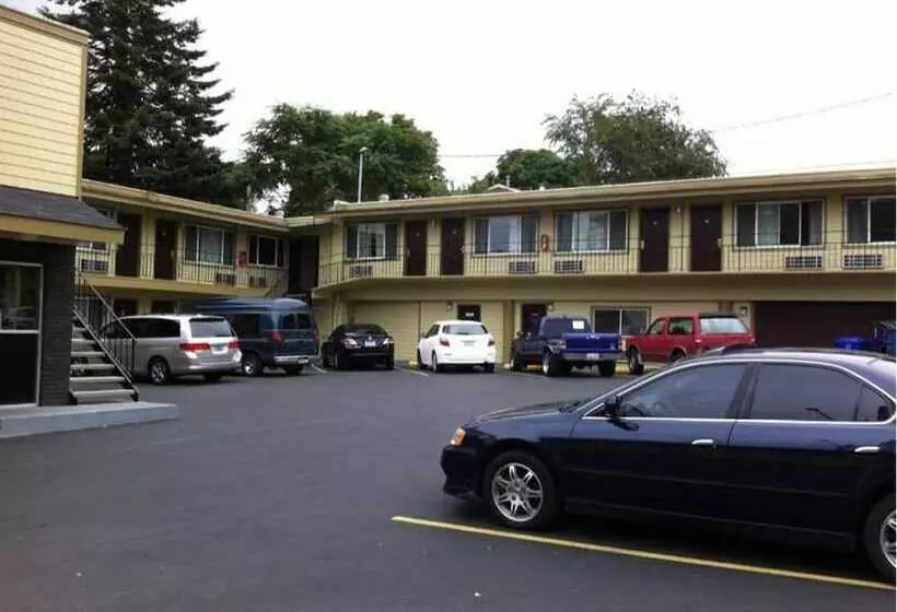 モーテル Economy Inn
