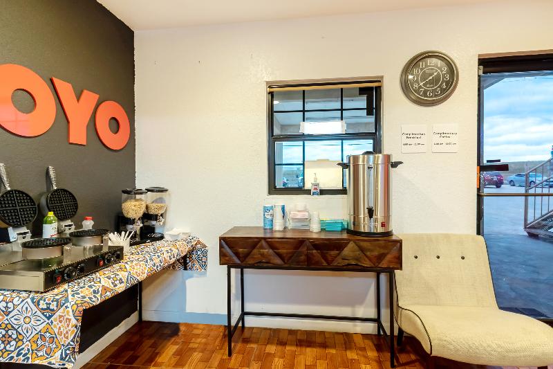 Мотель OYO Hotel Pearsall I-35 East