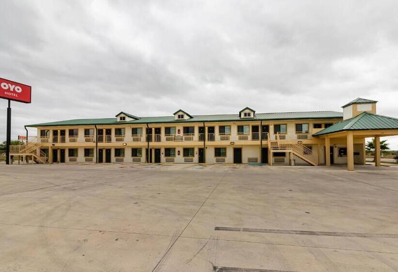 Мотель OYO Hotel Pearsall I-35 East