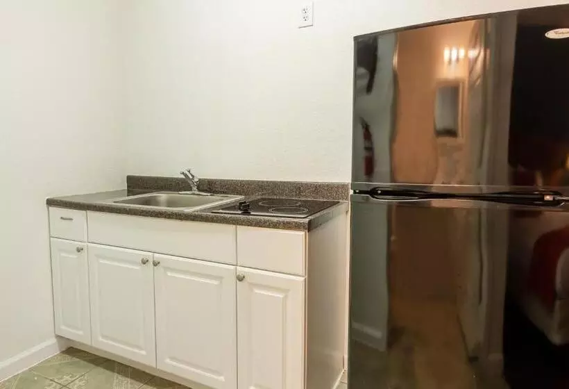Motelli OYO Hotel Pearsall I-35 East