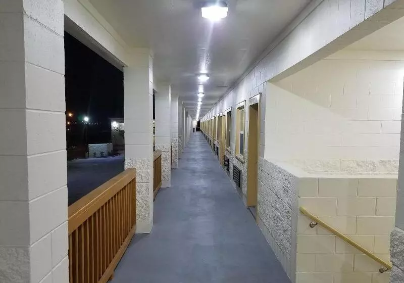 Motelli Lighthouse Inn