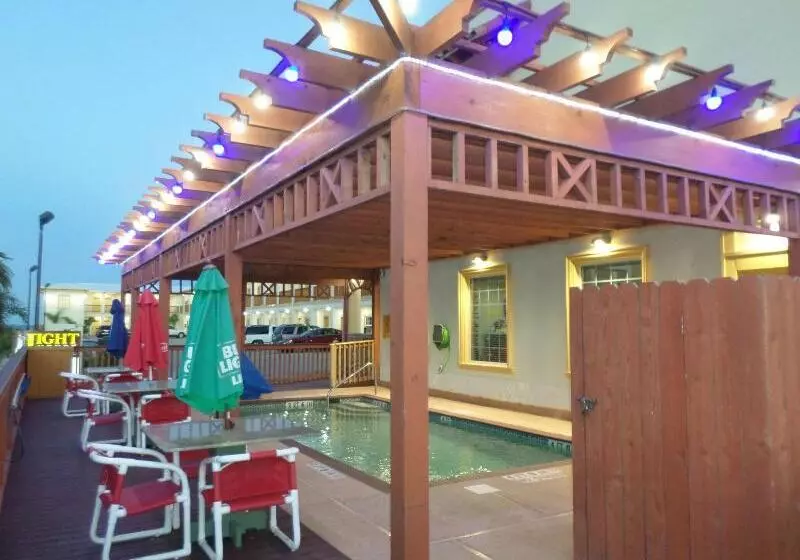 Motelli Lighthouse Inn