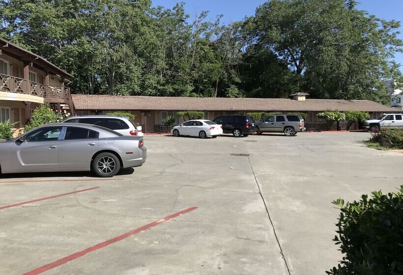 מוטל Red Bluff Inn