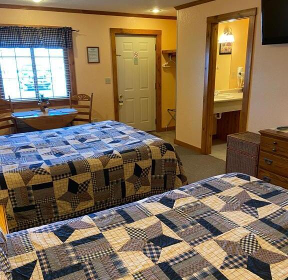 فندق على الطريق The Garrett Inn