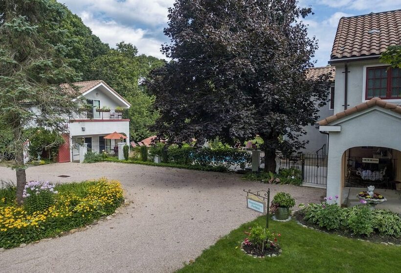 The Villa Bed And Breakfast