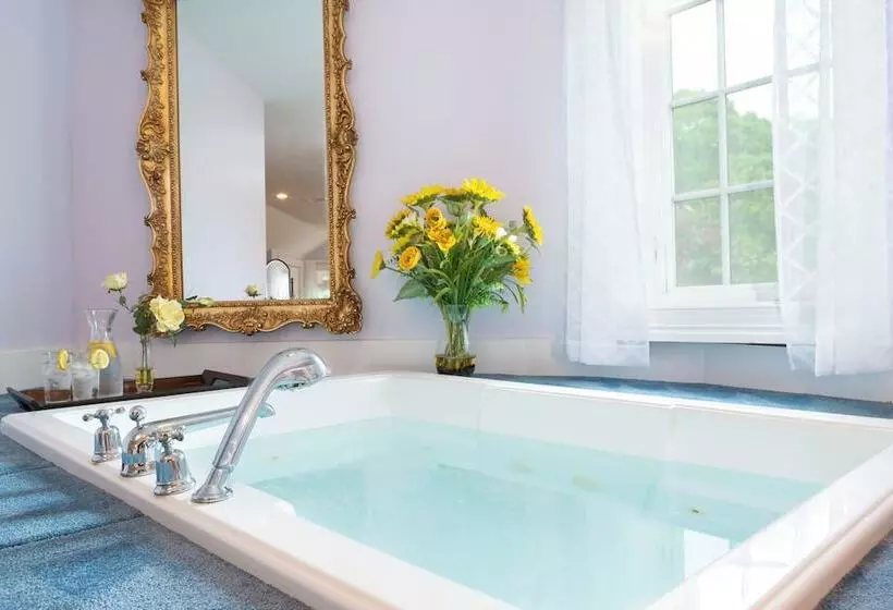 The Villa Bed And Breakfast
